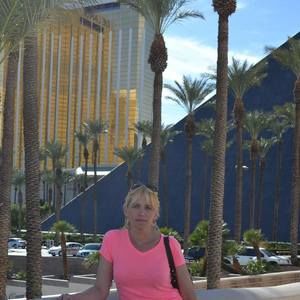 Meet your Posher, Joanna